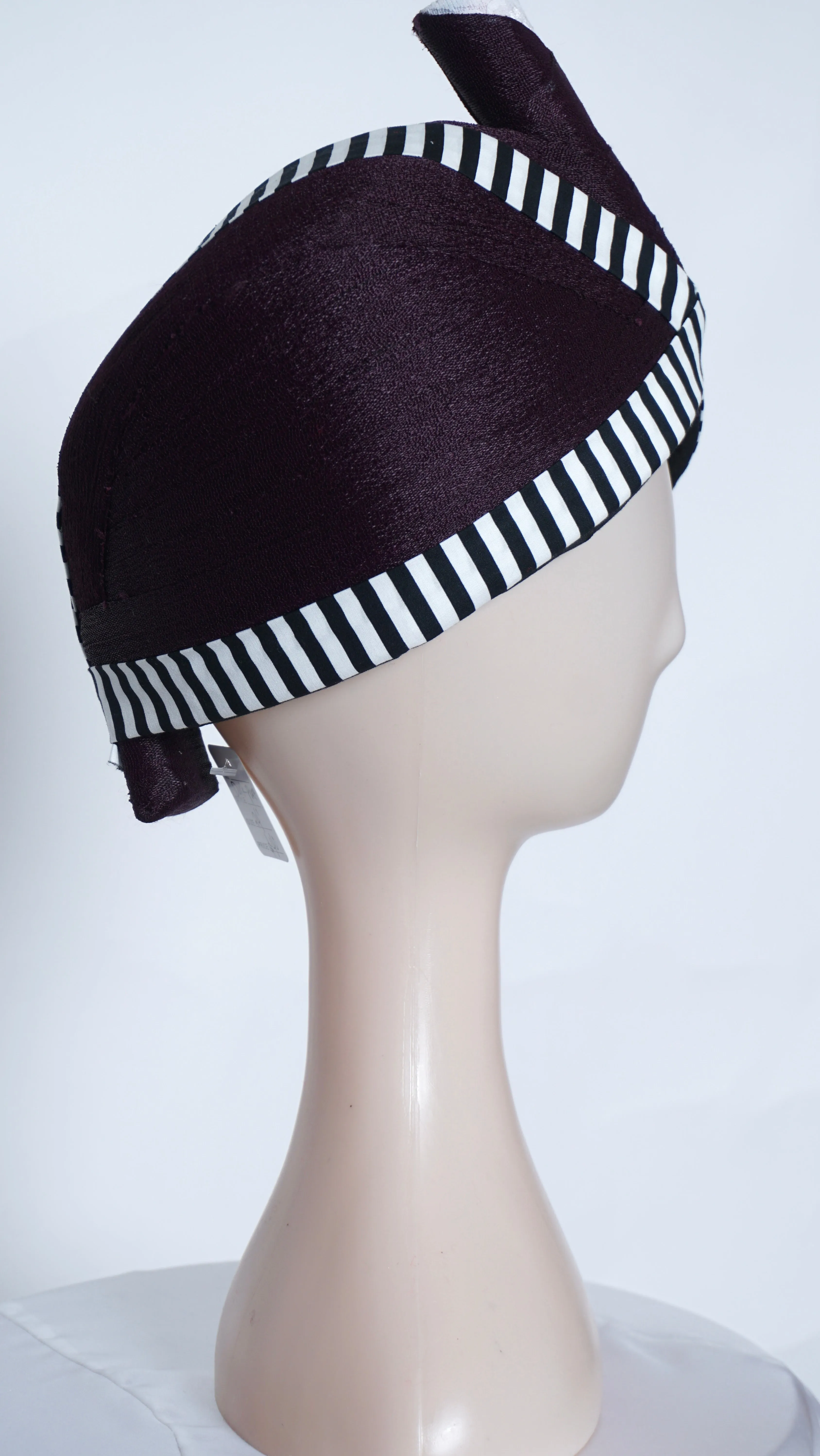 Dark Plum Purple Phuam Txoom Suab Hat