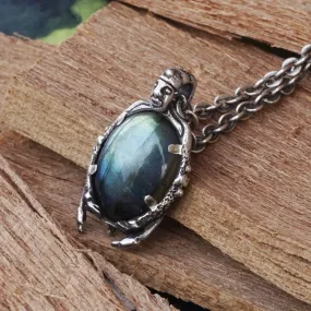 Labradorite pendant TREASURER