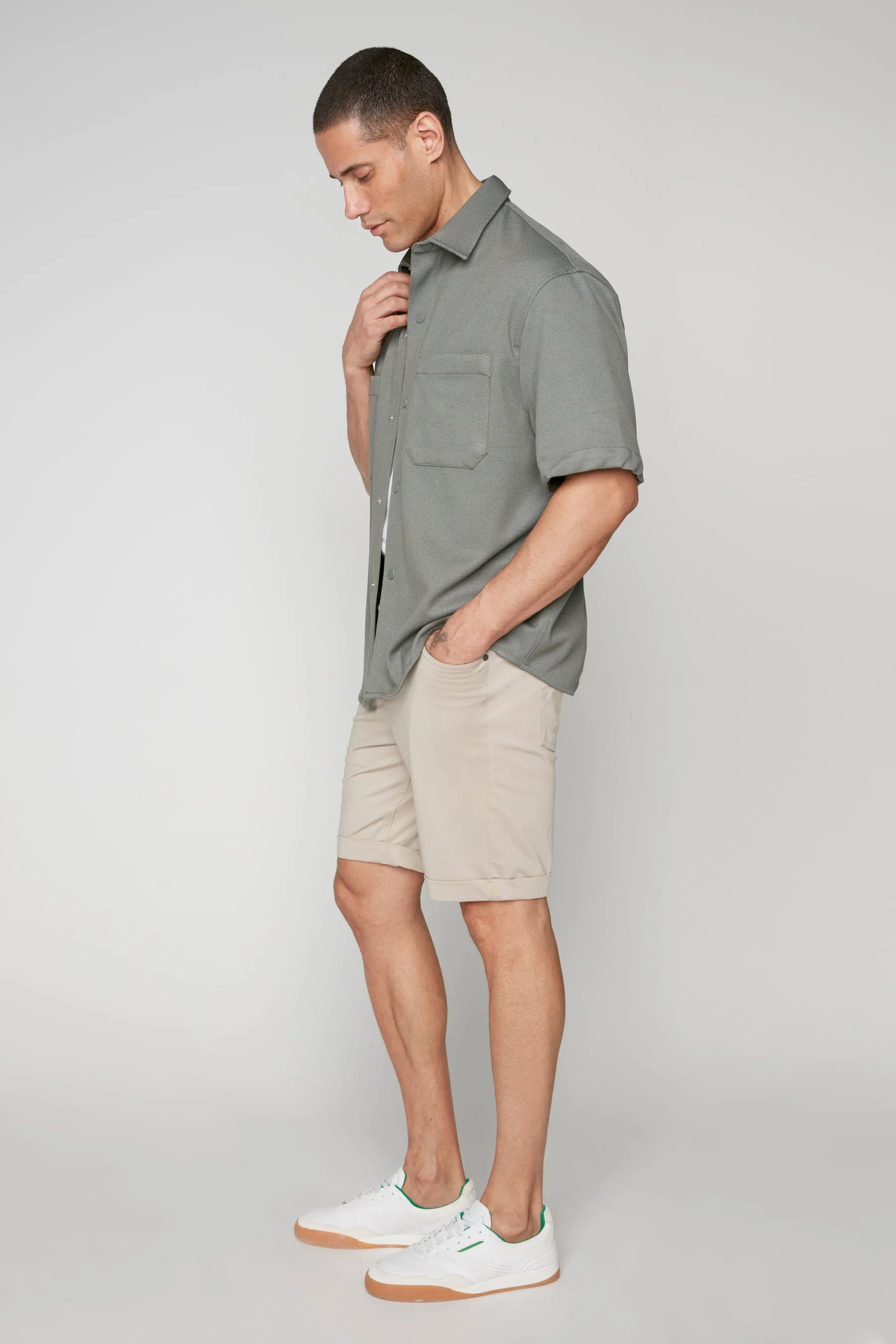 LENNON - Mens Rolled Up Shorts with Cool Stretch - Sage