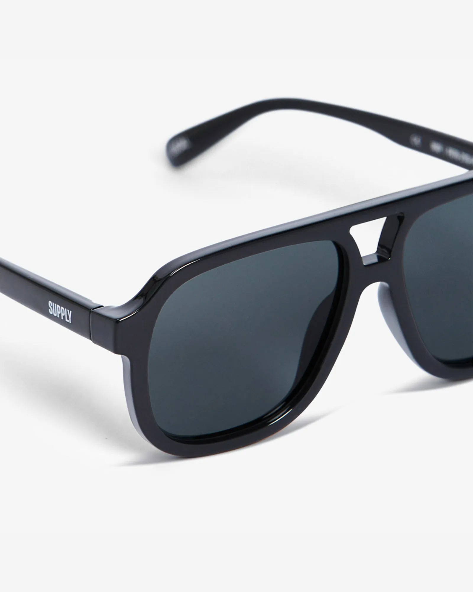 LOCAL SUPPLY SUNNIES MXP - BLACK