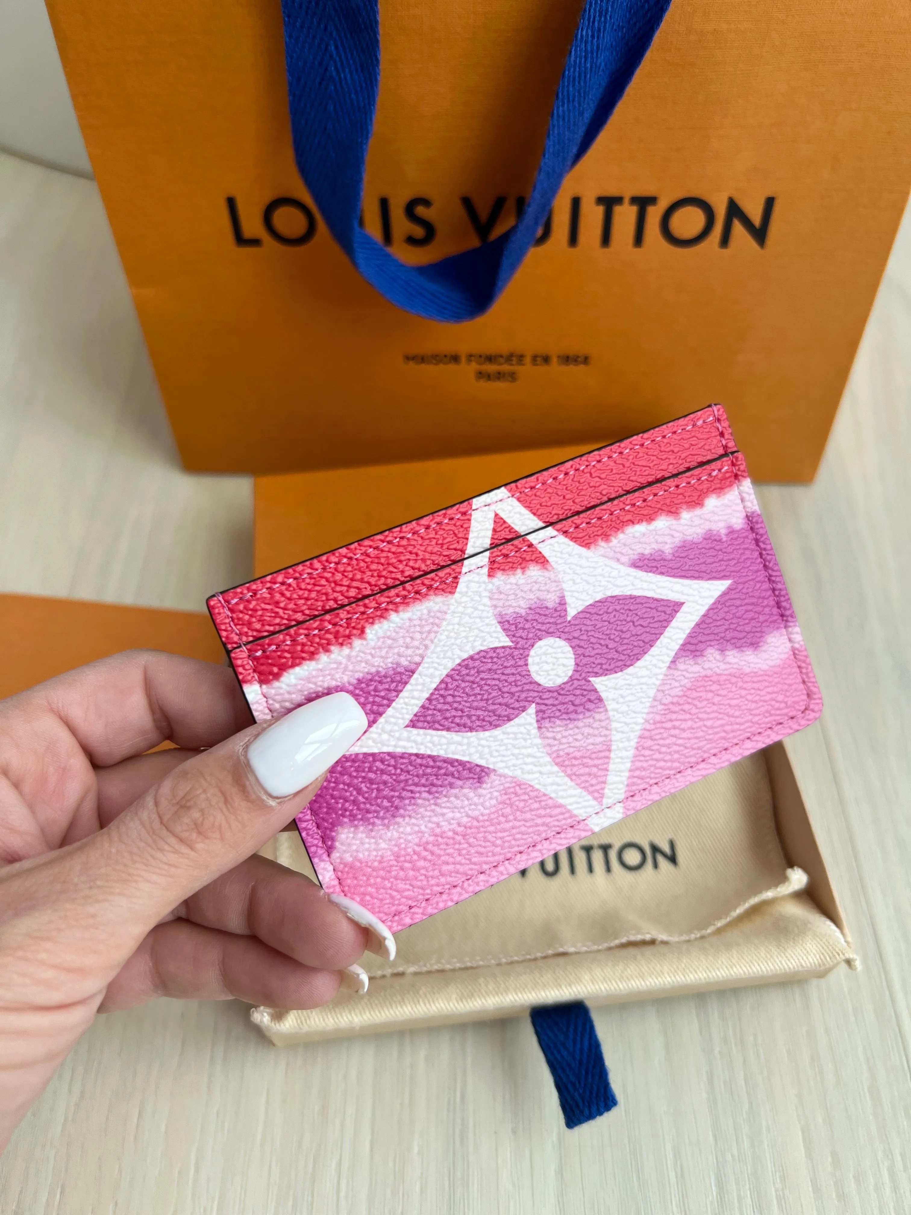 Louis Vuitton Escale Card Holder